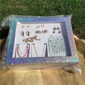 Live listing Macy box kids